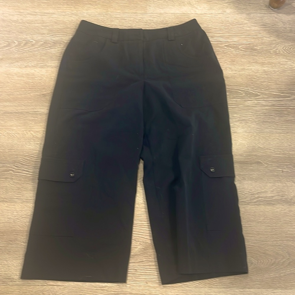 Women’s Dress Capris